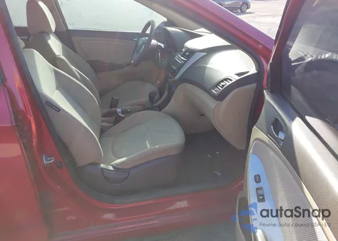 2013 Hyundai Accent Gls z USA, uszkodzony, nr VIN KMHCT4AE5DU305509